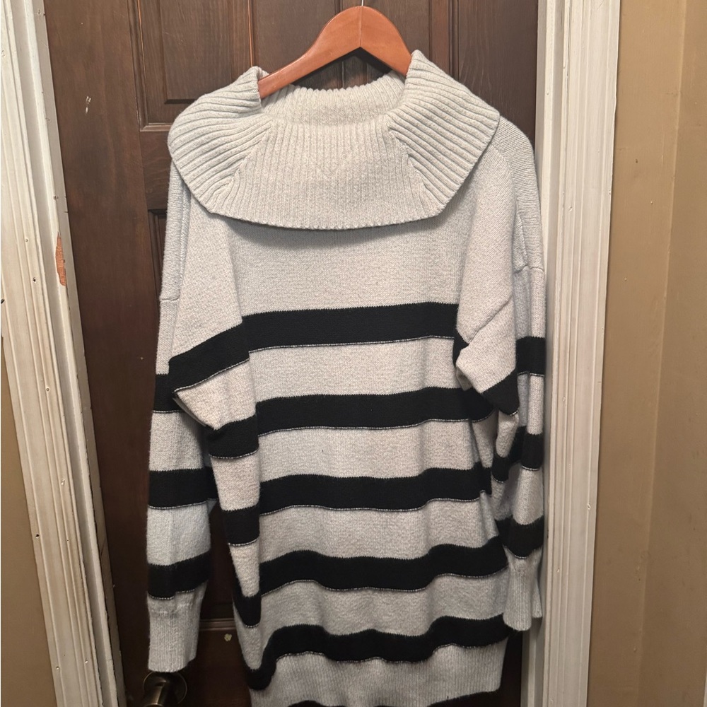 Women’s Size 18-20 Lane Bryant Striped Oversized Sweater with Cowl Neck